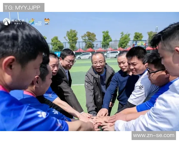 足球是圆的真相与误解探讨以及对运动的深刻影响分析 足球是圆的真相与误解探讨以及对运动的深刻影响分析